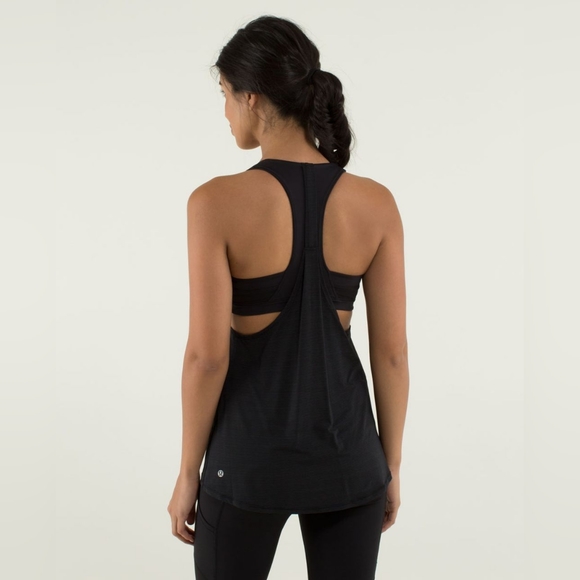 Lululemon 2-In-Run Tank in Black - Picture 6 of 13